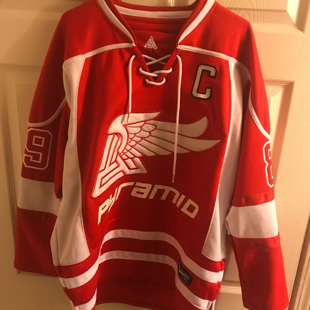 XL Red and White Pyramid Jersey